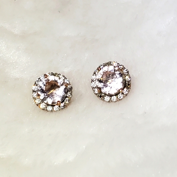 Vtg. Swarovski Crystals Stud Earrings - Picture 1 of 7